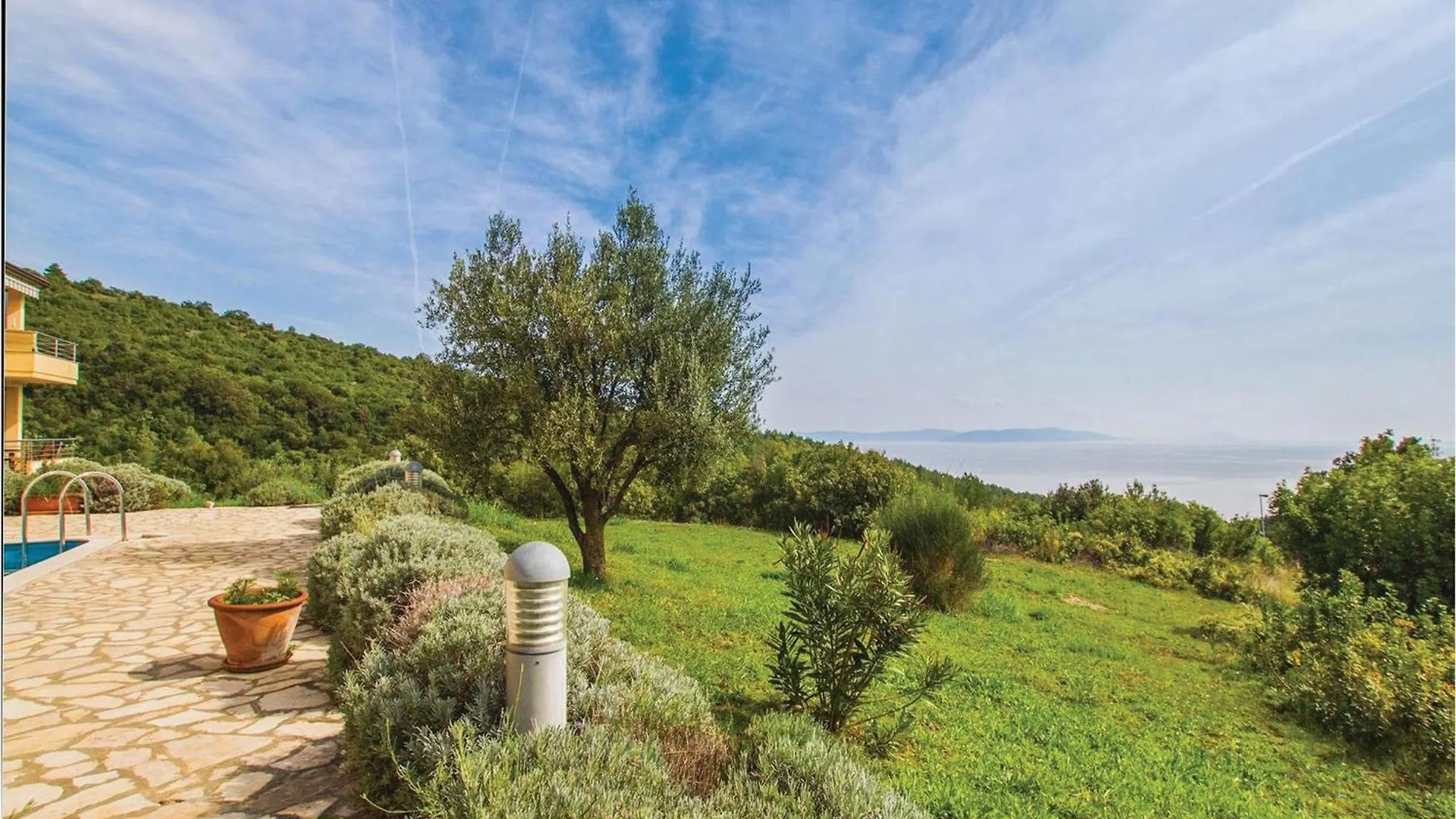Stunning Apartment In Rabac With House Sea View 0*,